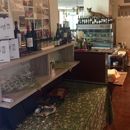 Ristorante Albergo Da Giovanni Carvico Kültér fotó