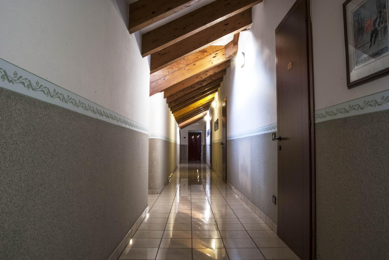 Ristorante Albergo Da Giovanni Carvico Kültér fotó